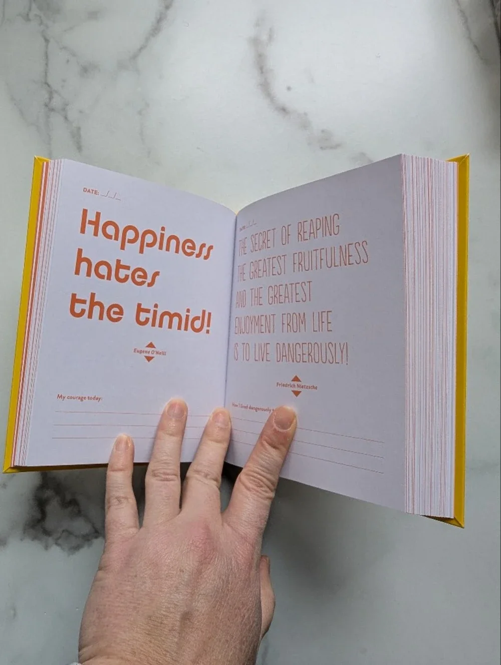 Do One Thing Every Day That Makes You HappyA Journal By Robie Rogge